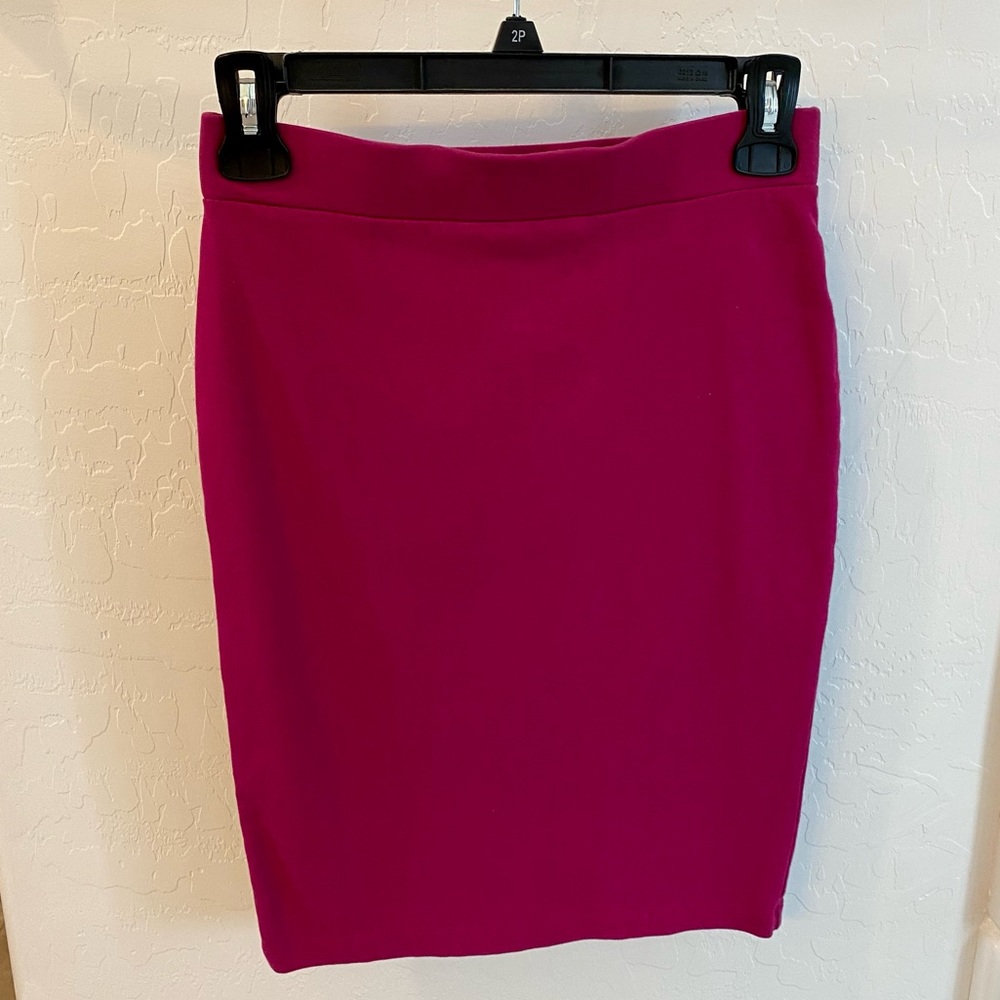 Forever 21 hot pink midi skirt
